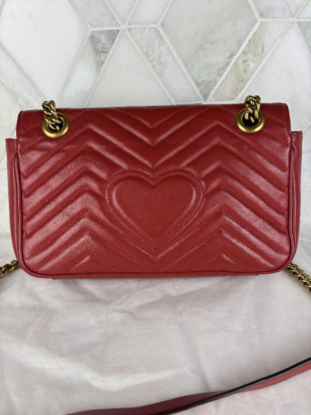 Gucci GG Marmont Medium Shoulder Bag Flap Quilted Crossbody Chain Red Heart EUC - Picture 6 of 16